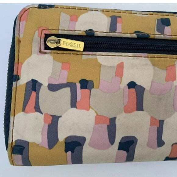 FOSSIL Wallet Zip Around Fabric Brush Strokes - Picture 3 of 6